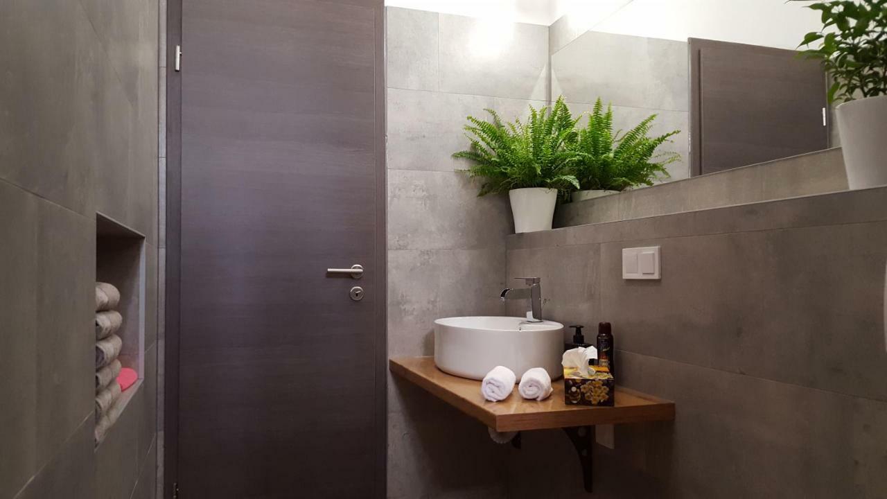Apartment Imperia *** PUY Exterior foto