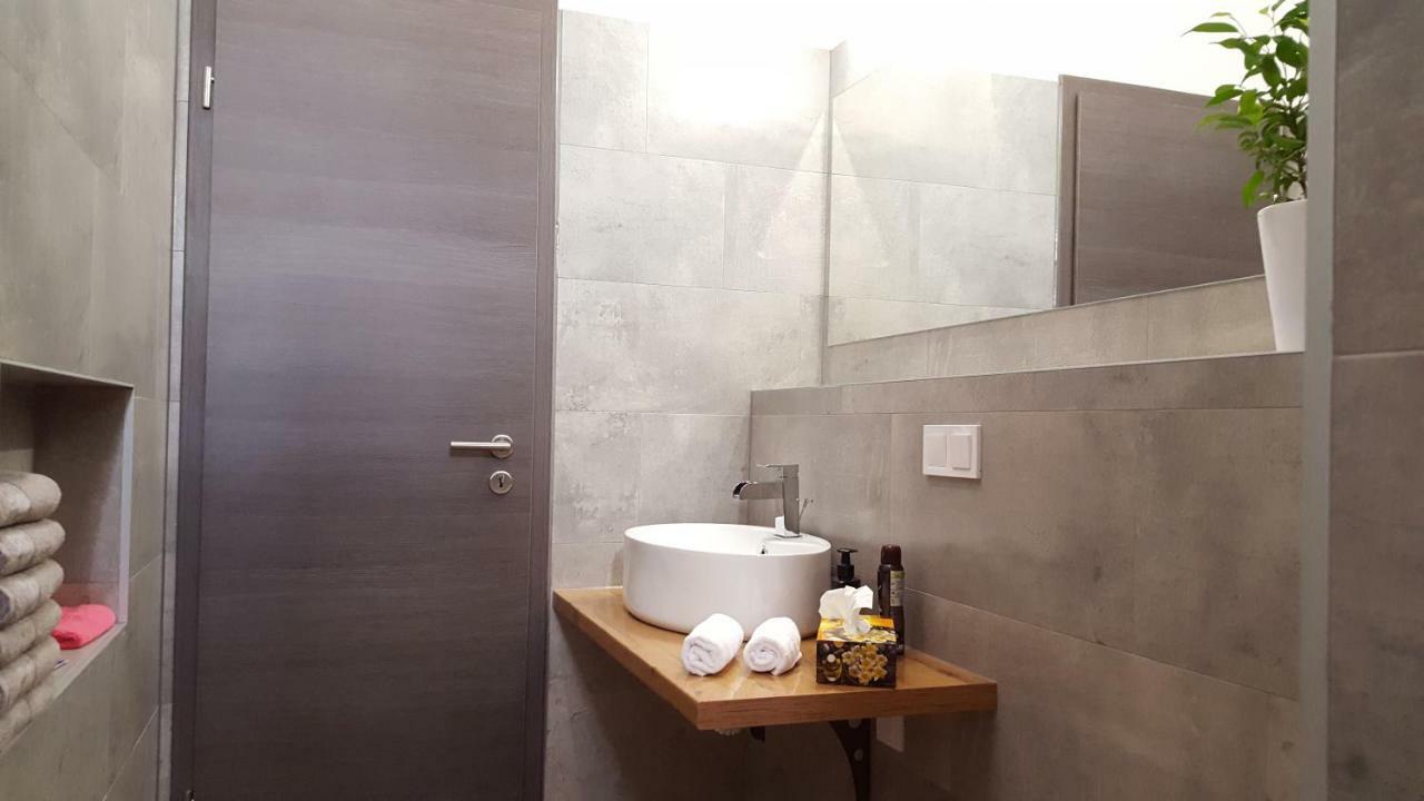 Apartment Imperia *** PUY Exterior foto